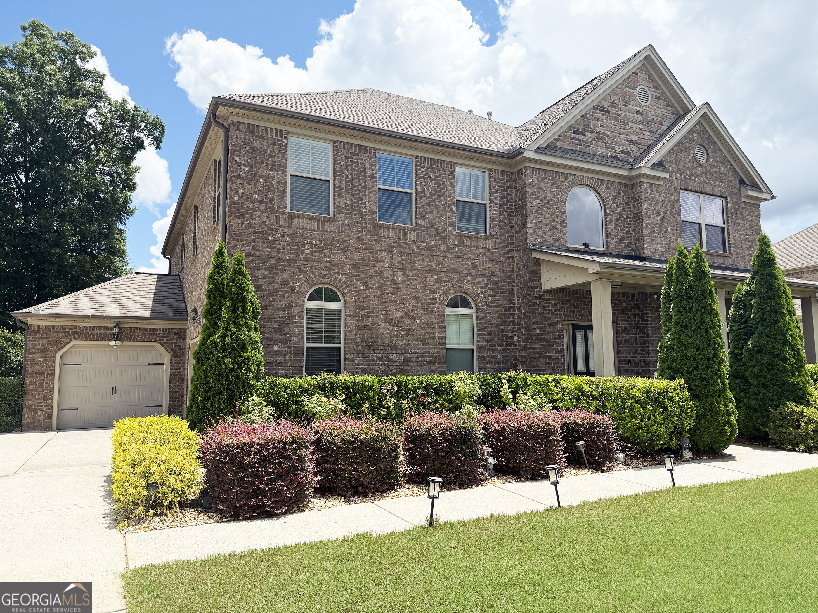 1869 Schofield DR