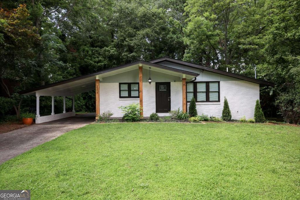 Photo of 1275 Calhoun Avenue, Atlanta, GA 30344 (MLS # 10720455)
