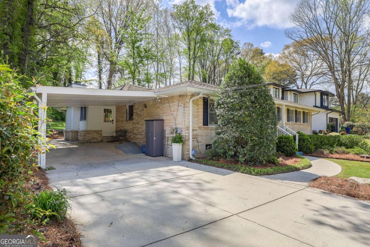 2343 Burch CIR NE