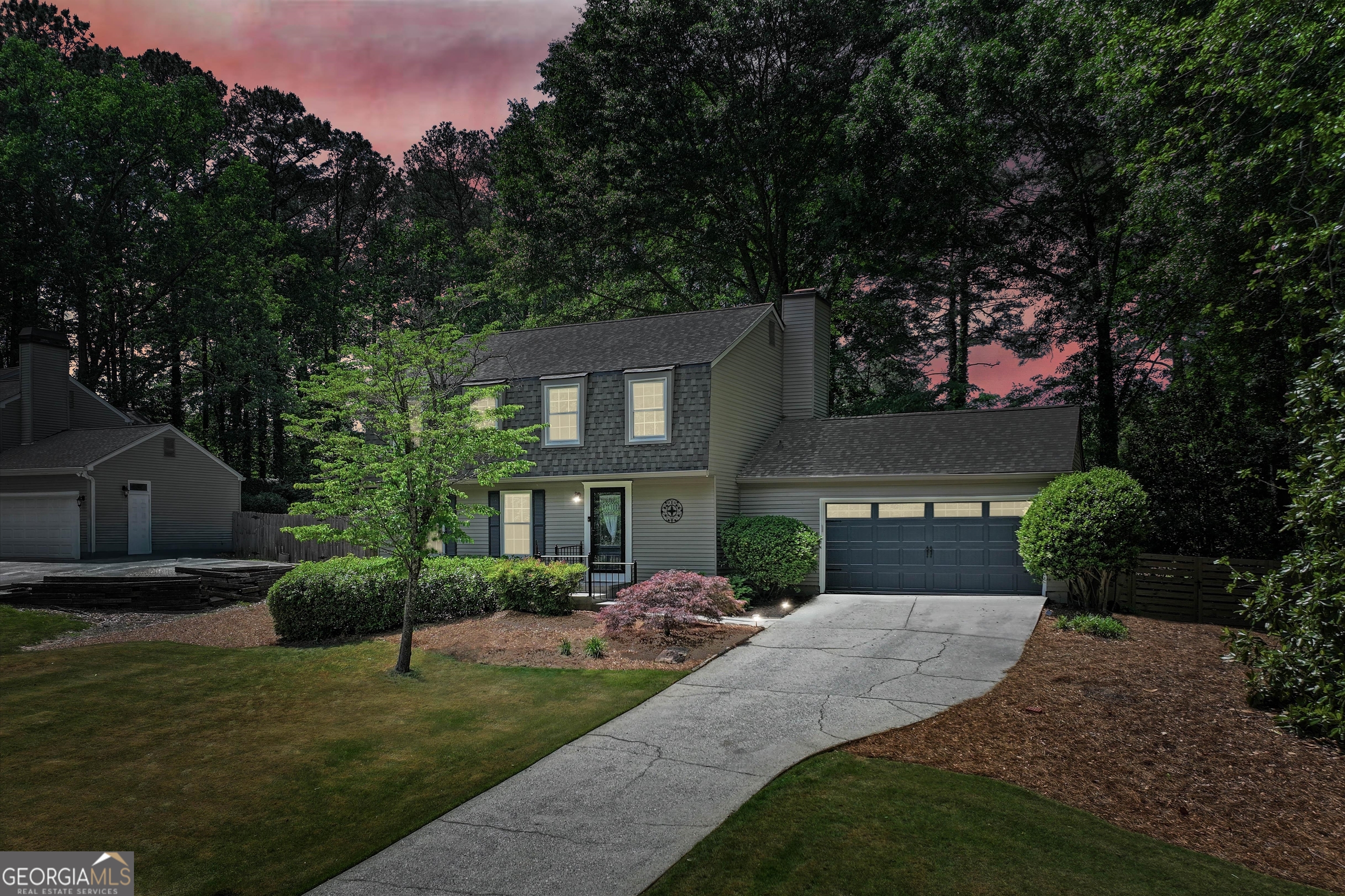281 Cross Gate DR