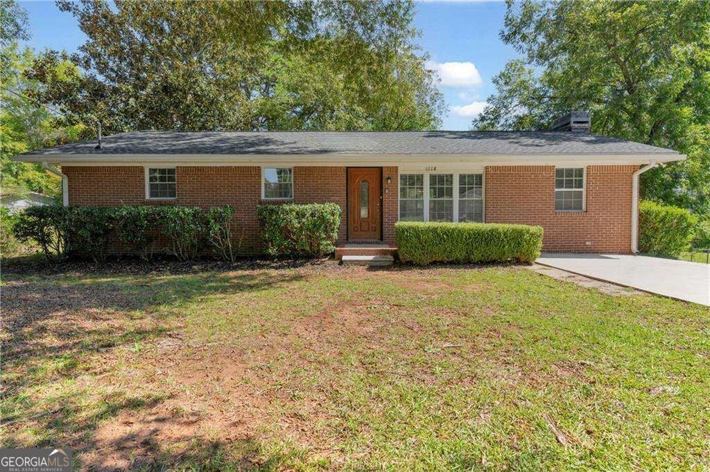 Photo of 1118 Crestview Circle NE, Conyers, GA 30012 (MLS # 10880632)