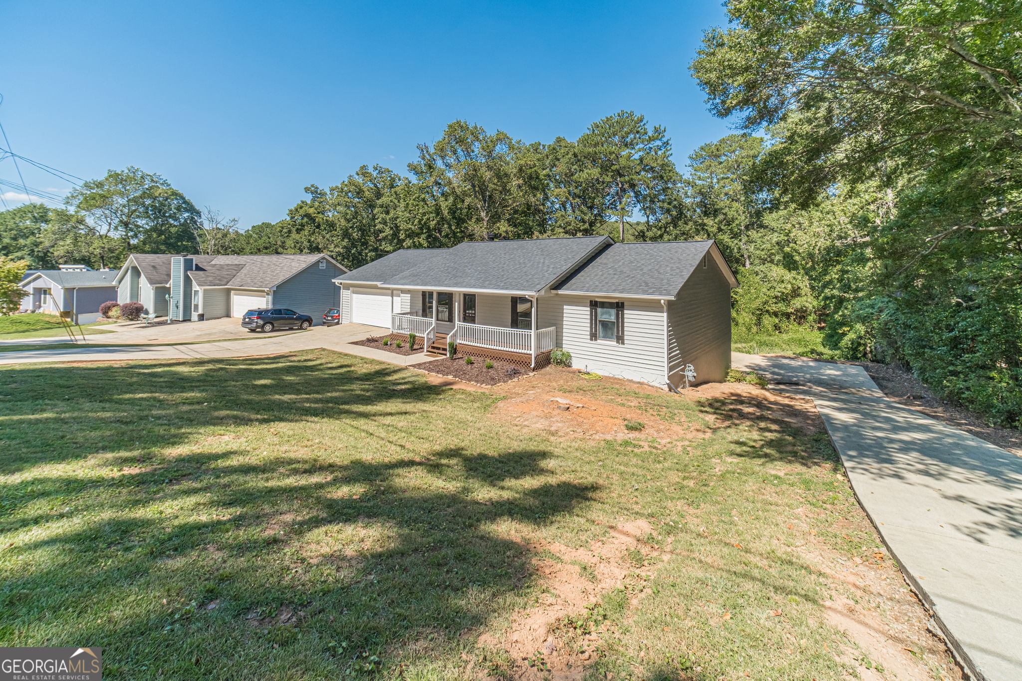 1469 Bridgestone DR
