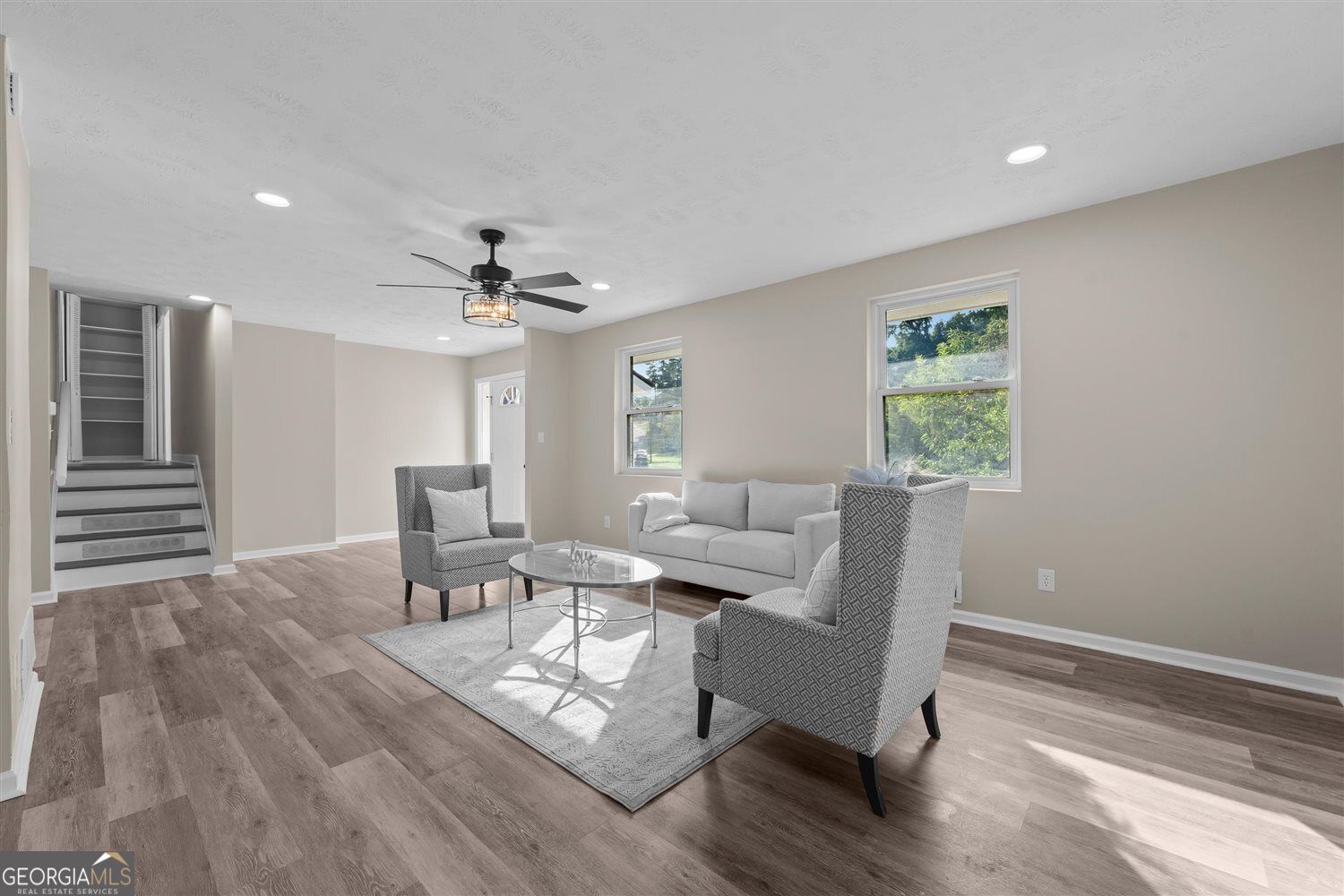 3527 Mount Vernon DR
