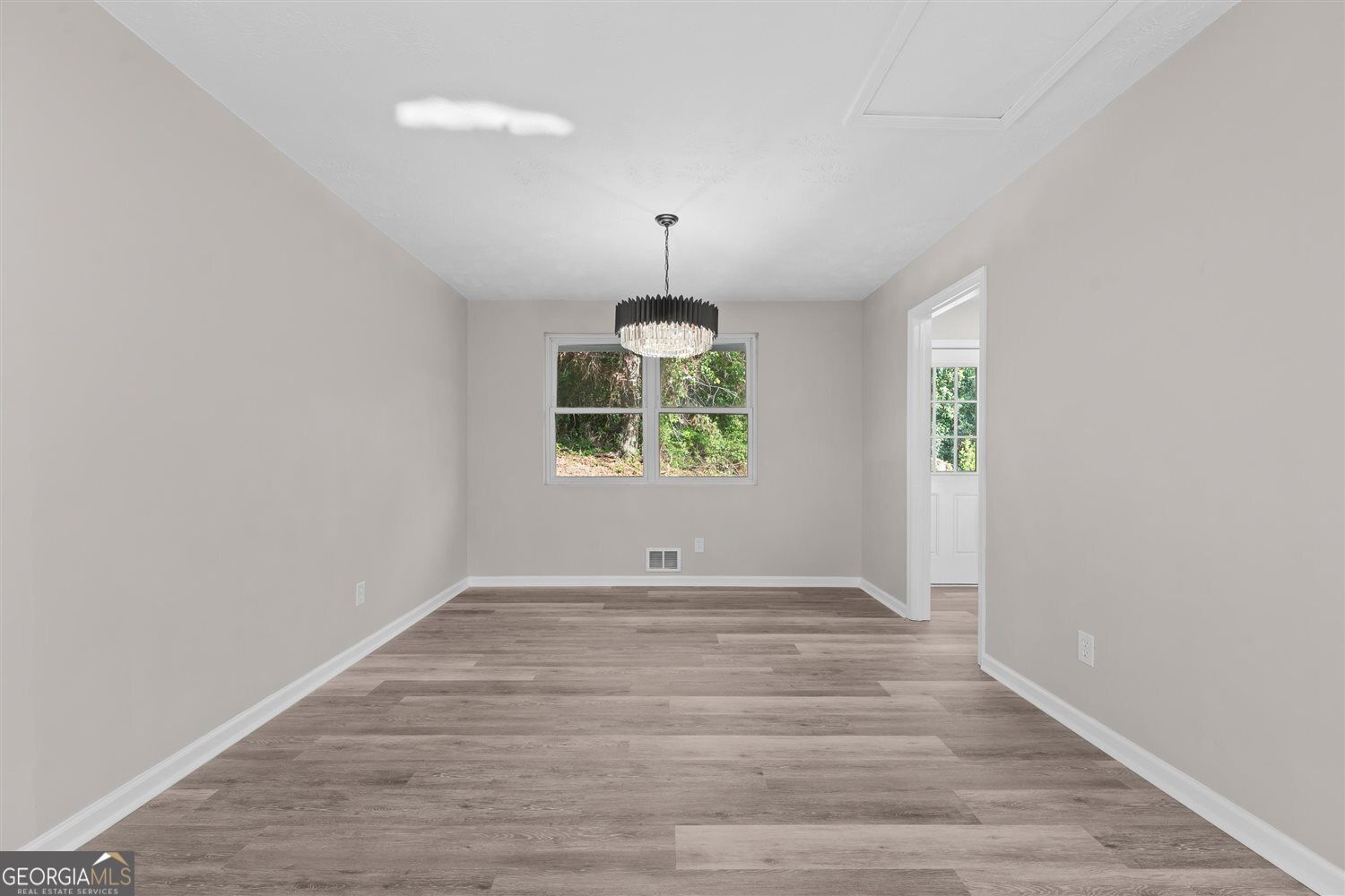 3527 Mount Vernon DR