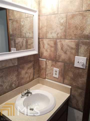 Falconcrest - Residential