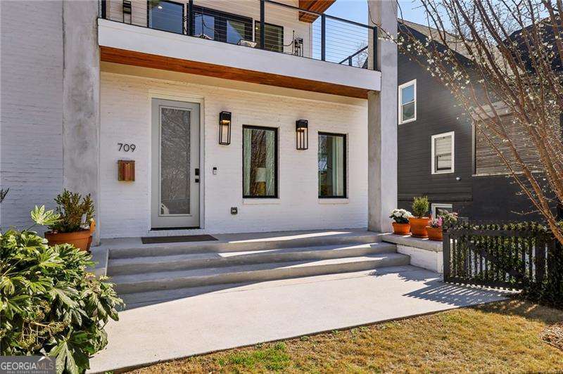 709 Ralph McGill BLVD NE