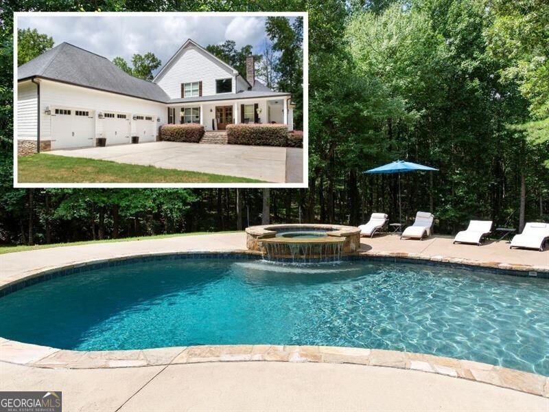 3055 Spring Hill DR