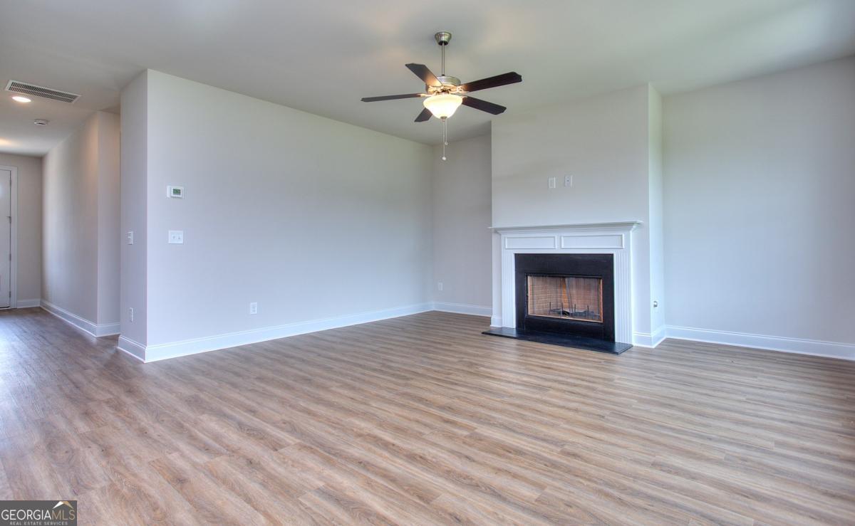 157 Applewood WAY