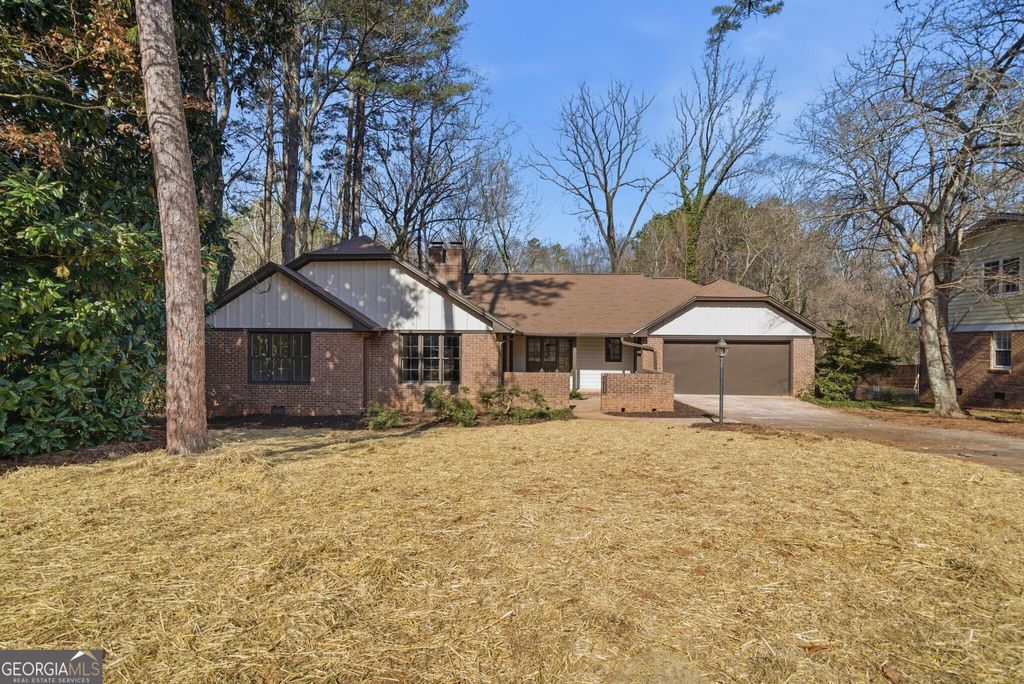 Photo of 2751 Cedarbrook Drive, Marietta, GA 30066 (MLS # 10694575)