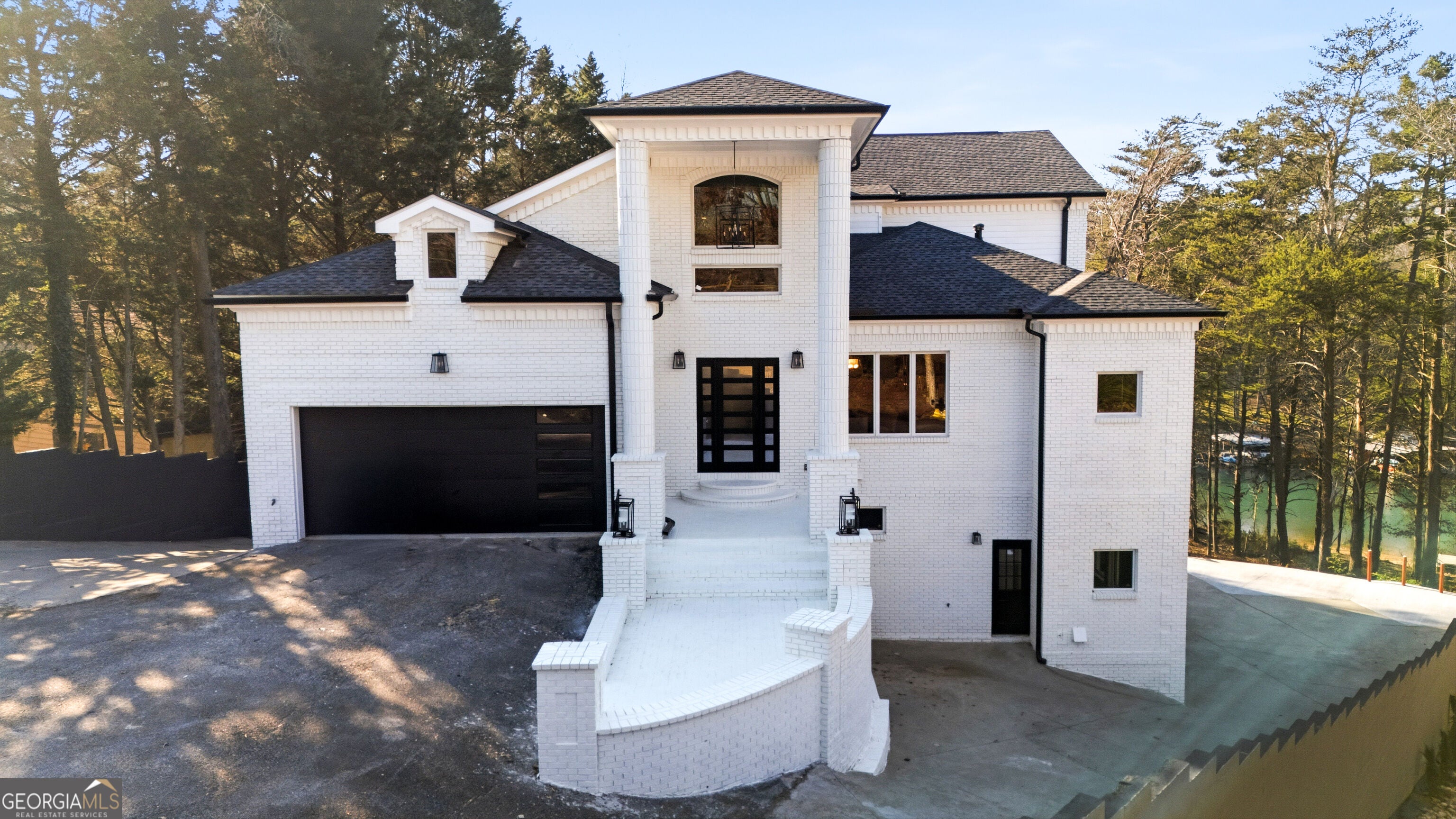 2390 Peachtree RD