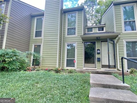 1148 Riverbend Club DR SE Atlanta GA 30339