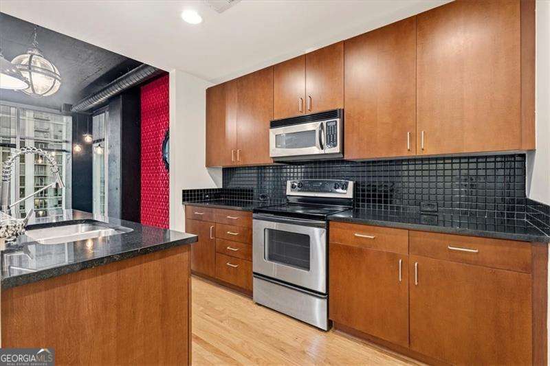 250 Pharr RD NE 1507