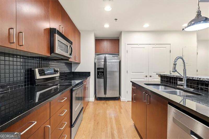 250 Pharr RD NE 1507