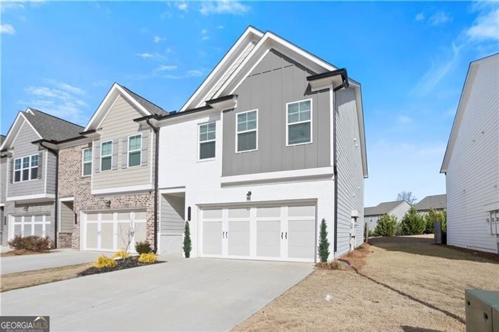 Photo of 5209 Fox Den Road, Oakwood, GA 30566 (MLS # 10686006)