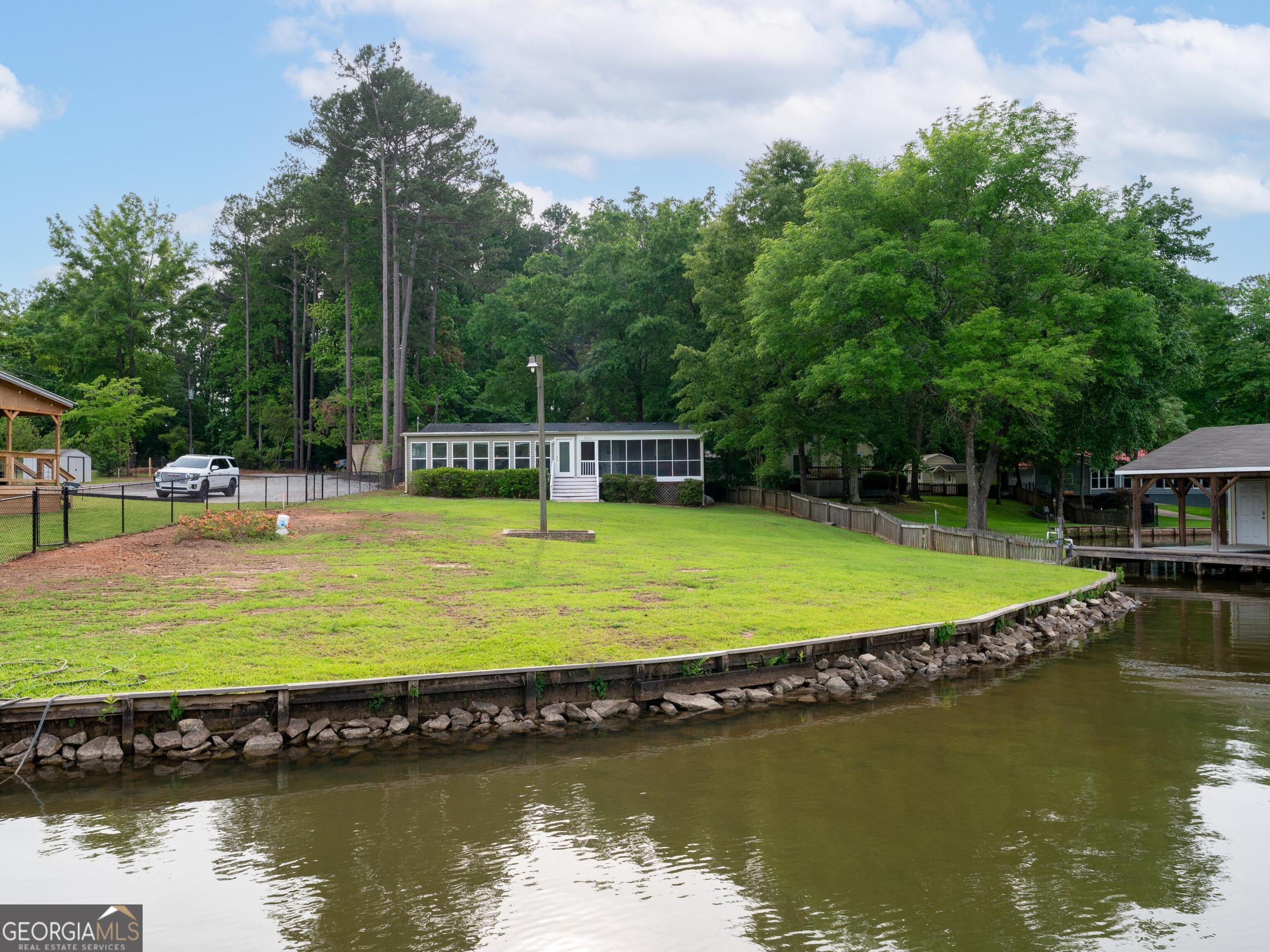 113 Knights Cove