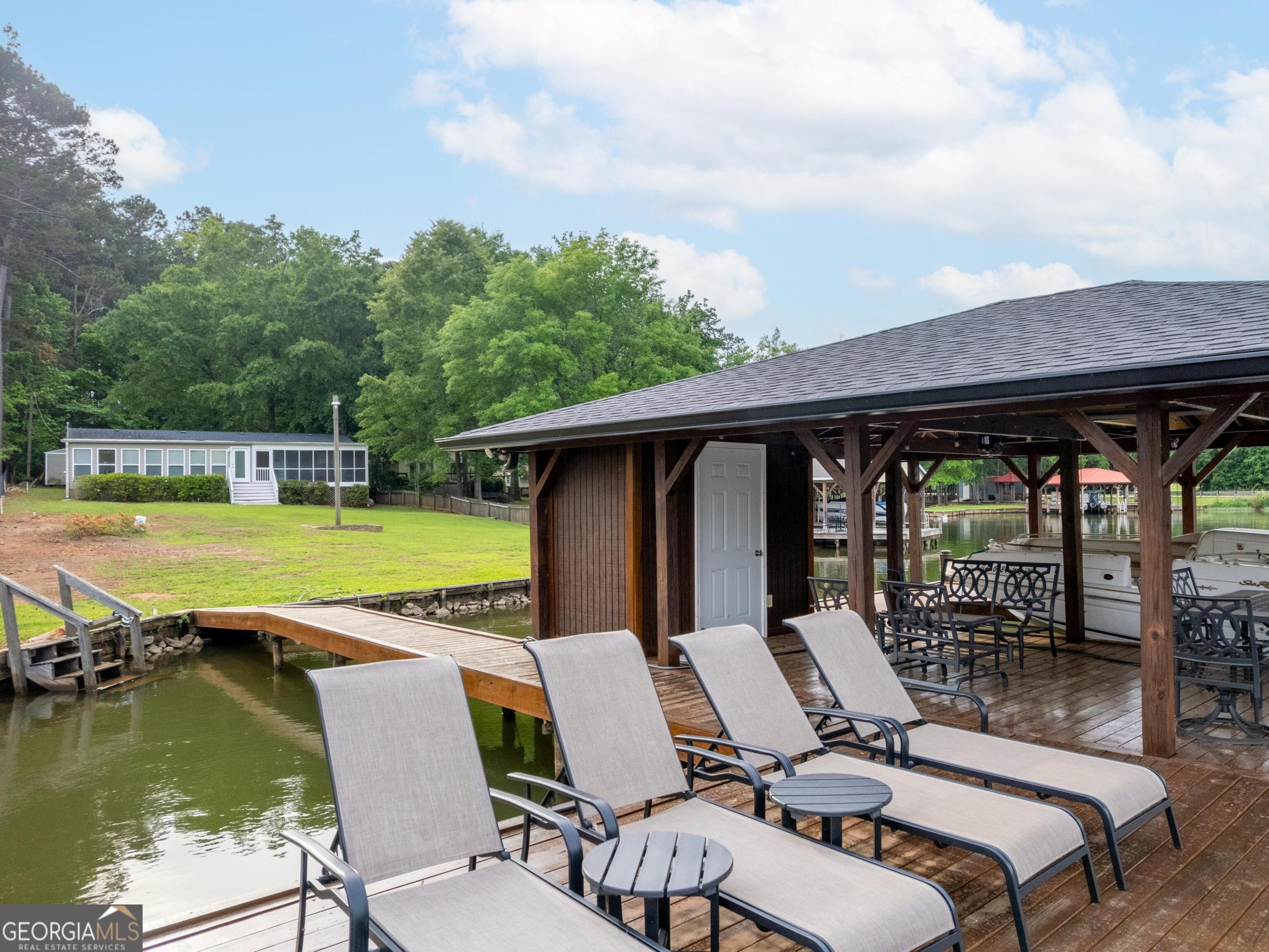 113 Knights Cove