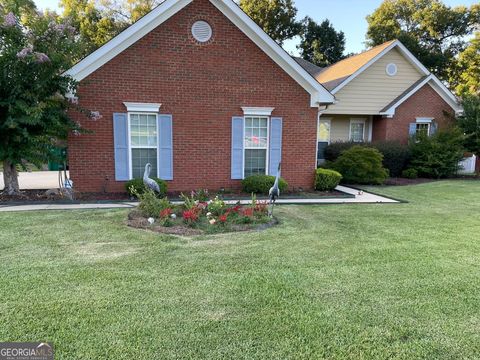 3701 Castle Pines LN Albany GA 31721