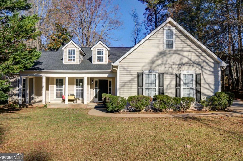 Photo of 4013 E Point Court, Mcdonough, GA 30253 (MLS # 10661490)