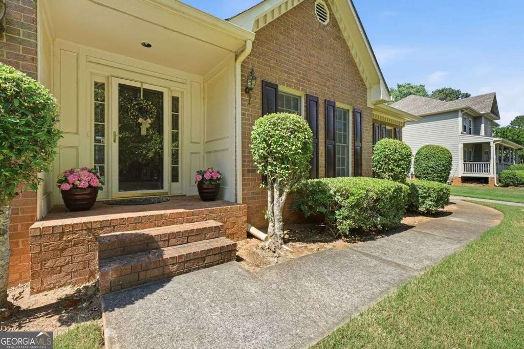 Photo of 1617 Ellington Road SE, Conyers, GA 30013 (MLS # 10766749)