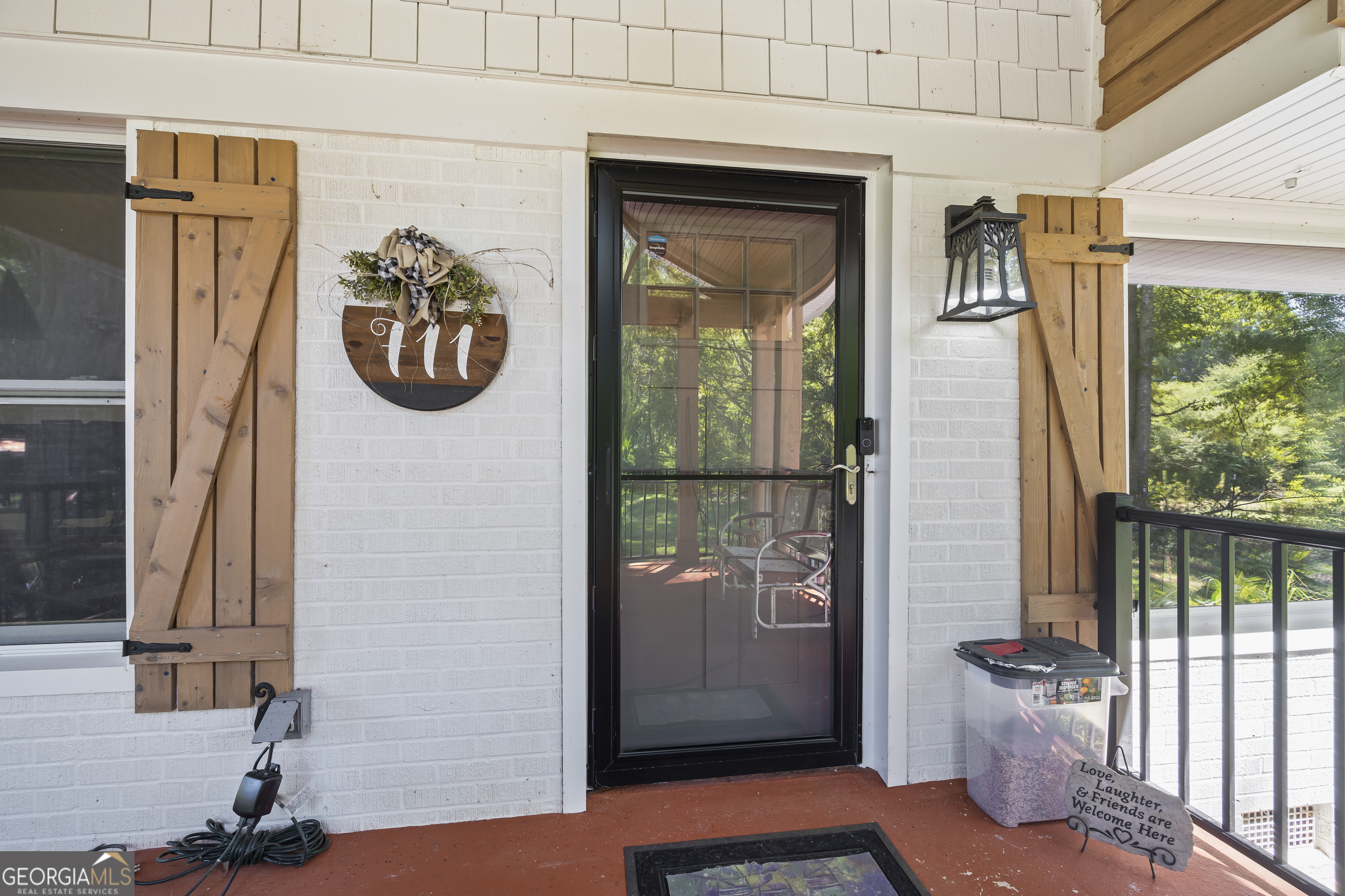 711 Shackelford RD