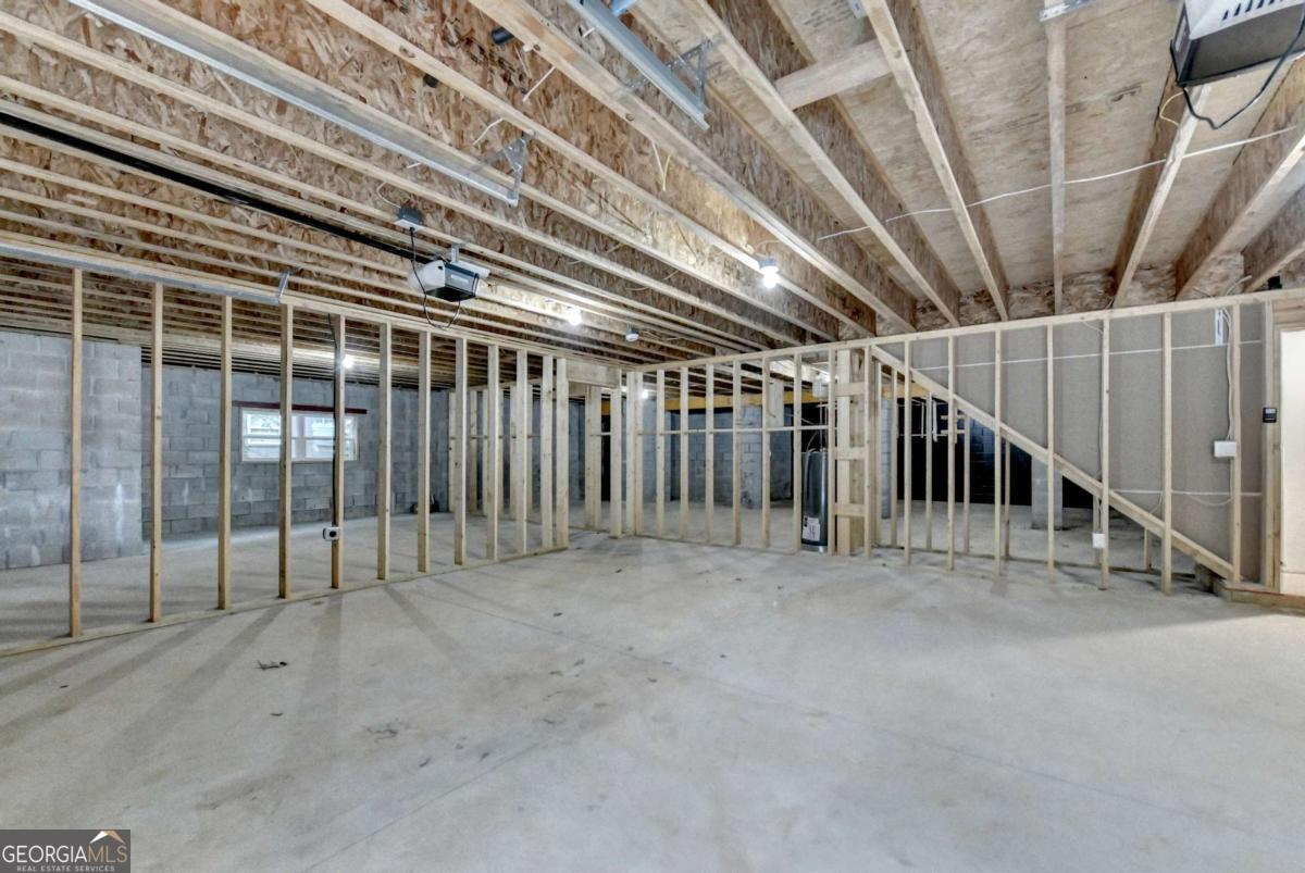 2259 Fernwood DR