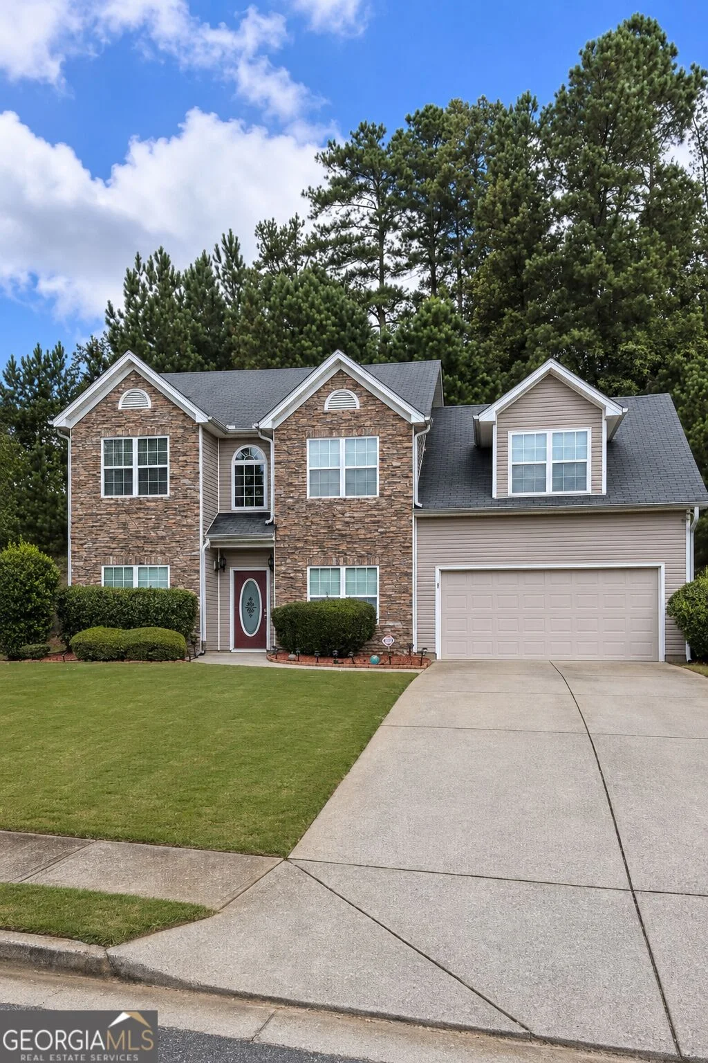 564 Martin Forest Lane, Lawrenceville, GA, 30045