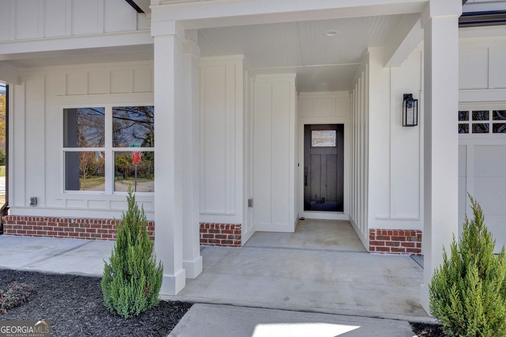 Photo of 5186 Hartsook Drive, Covington, GA 30014 (MLS # 10716935)