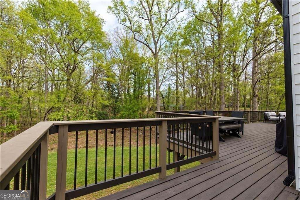 1515 Oakmoor PL
