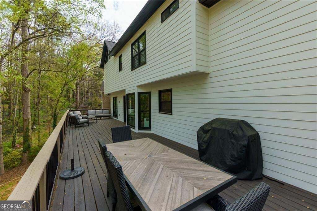 1515 Oakmoor PL