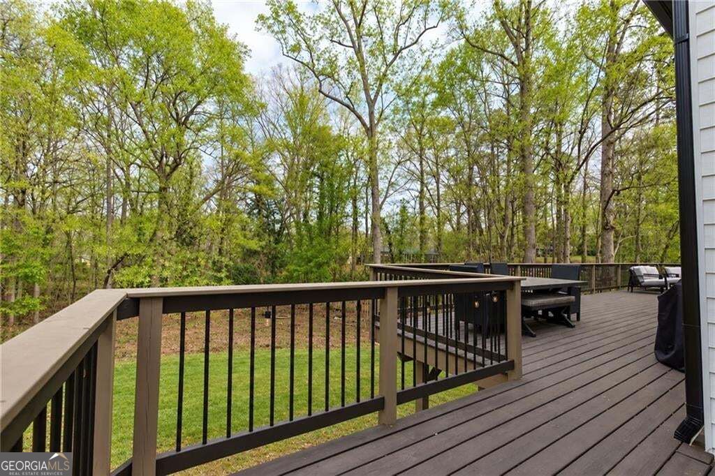 1515 Oakmoor PL