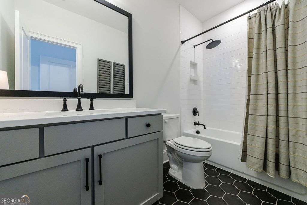 Tanglewood Enclave - Residential