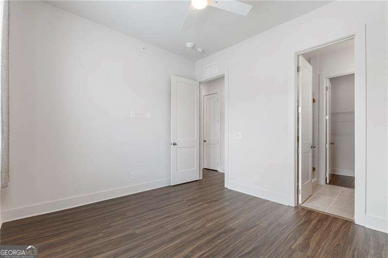 1290 Longreen Terr NW 2