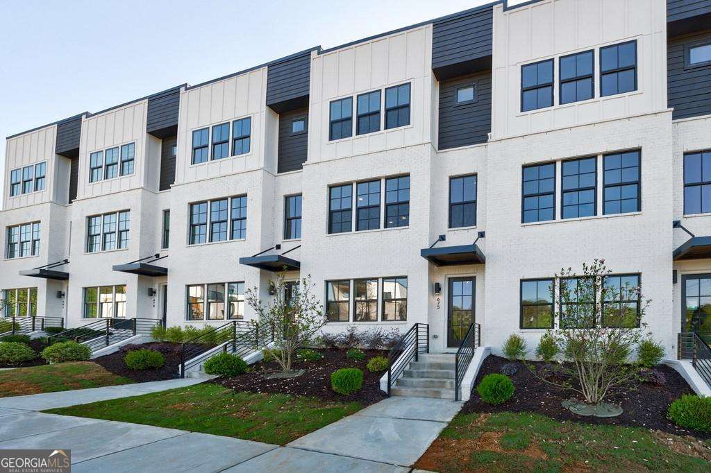 Alpharetta, Georgia 30009, United States, 4 Bedrooms Bedrooms, ,4 BathroomsBathrooms,Residential,Active,123554