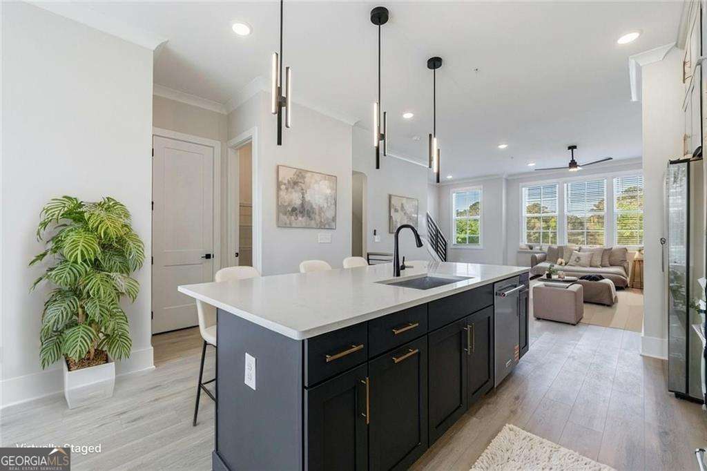 Alpharetta, Georgia 30009, United States, 4 Bedrooms Bedrooms, ,4 BathroomsBathrooms,Residential,Active,123554