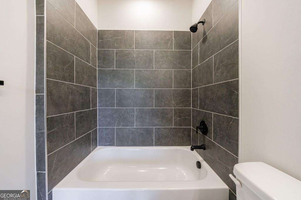 Alpharetta, Georgia 30009, United States, 4 Bedrooms Bedrooms, ,4 BathroomsBathrooms,Residential,Active,123554