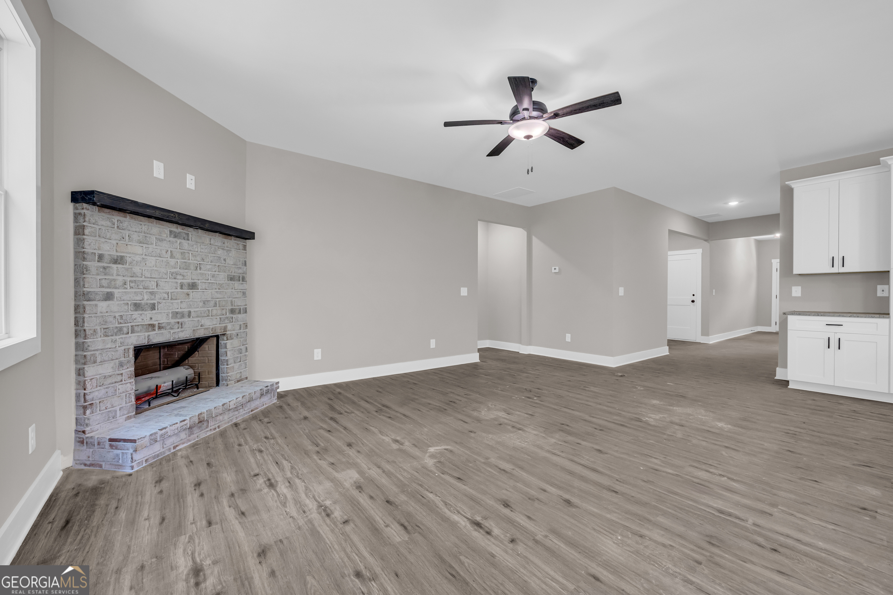 20 Deerfield LN