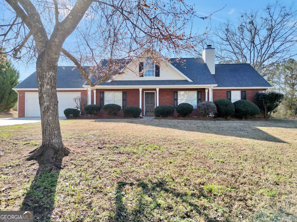 Photo of 133 Meadow View Drive, Jackson, GA 30233 (MLS # 10671409)