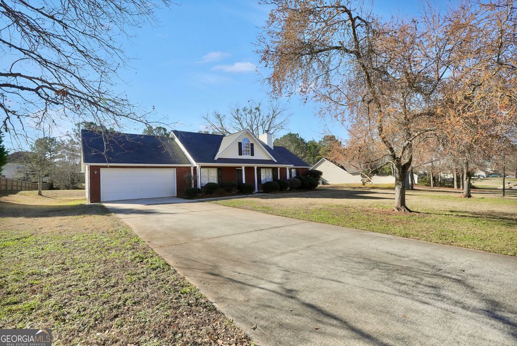 Photo of 133 Meadow View Drive, Jackson, GA 30233 (MLS # 10671409)