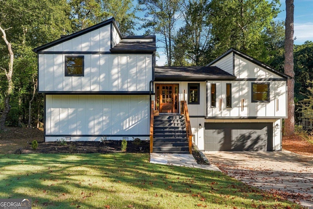 Photo of 3523 Liberty Ridge Trail, Marietta, GA 30062 (MLS # 10870625)