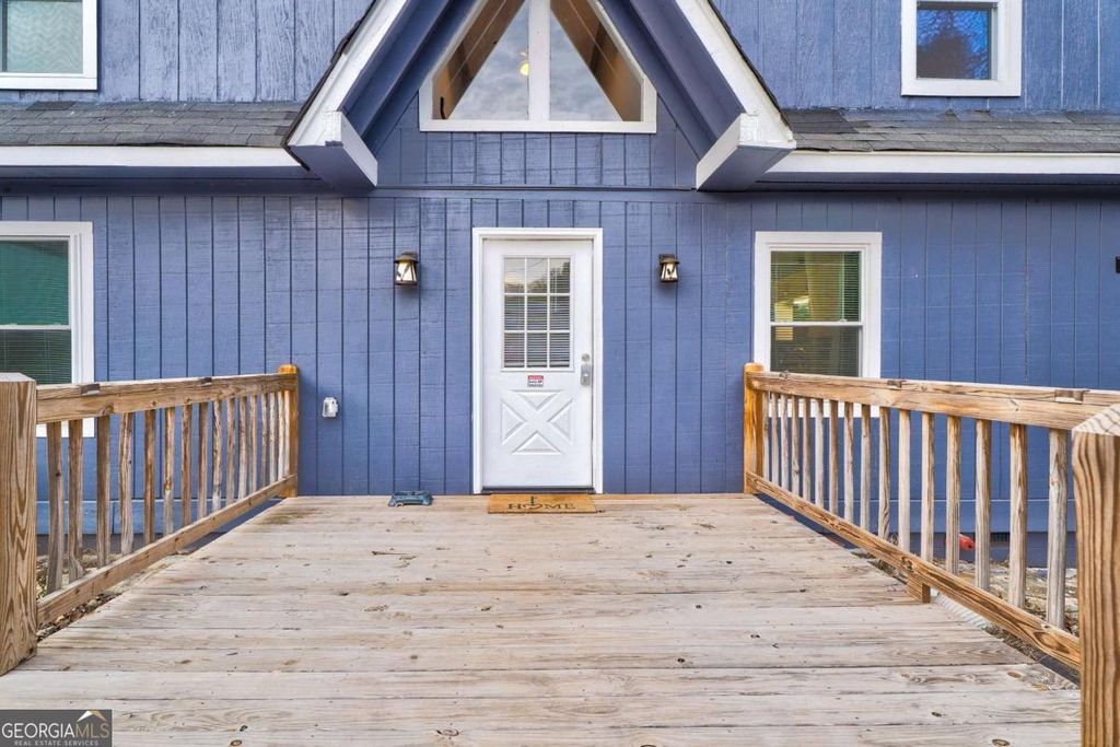 Photo of 28 Weaver Street, Mccaysville, GA 30555 (MLS # 10667460)