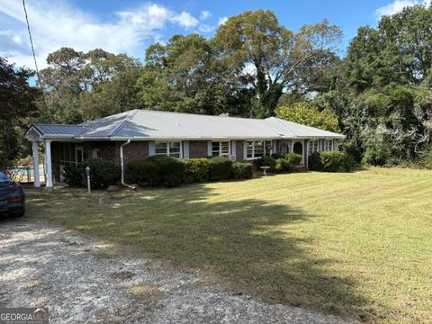 180 4th ST S Colbert GA 30628