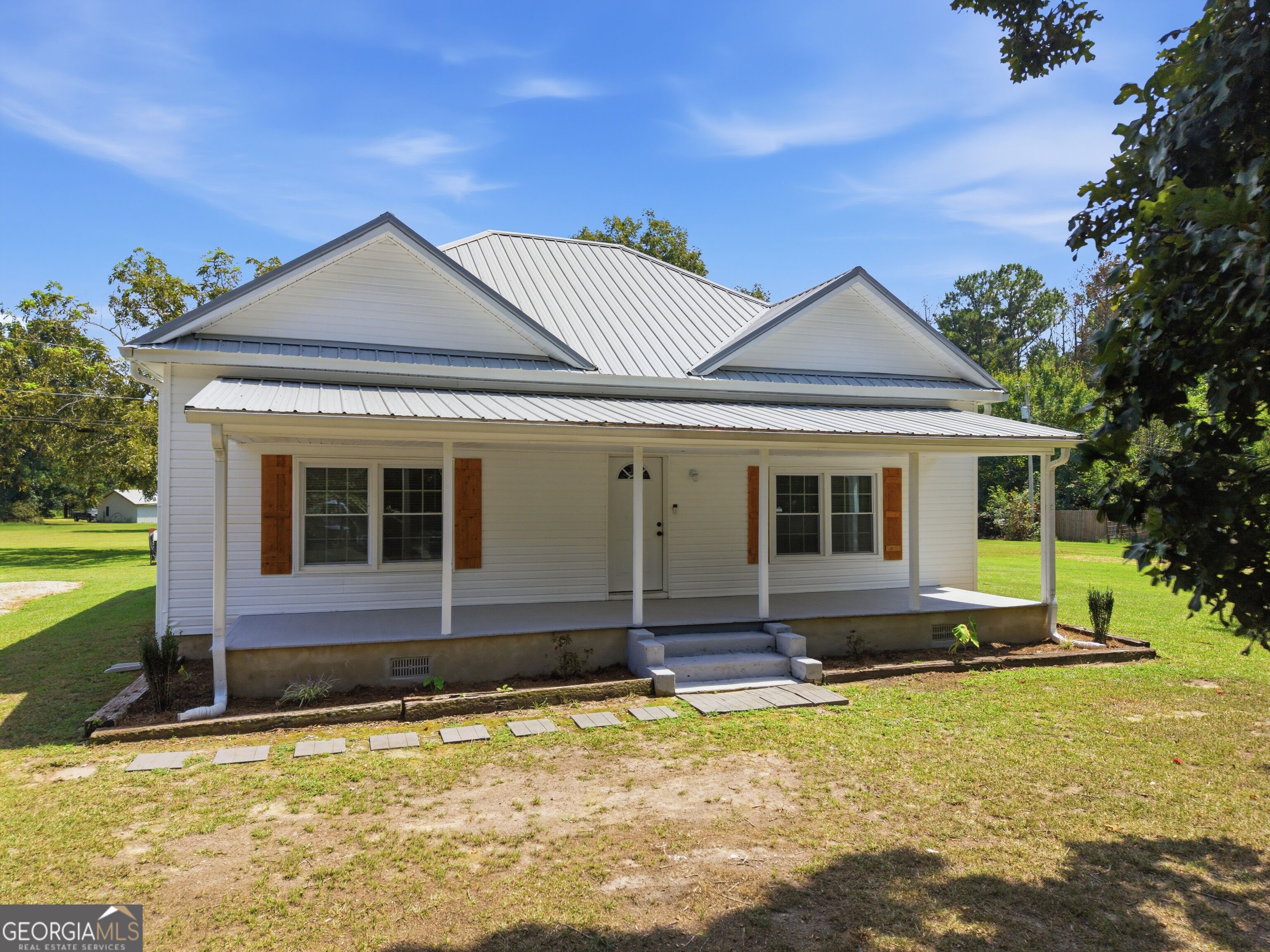 705 Poseyville RD