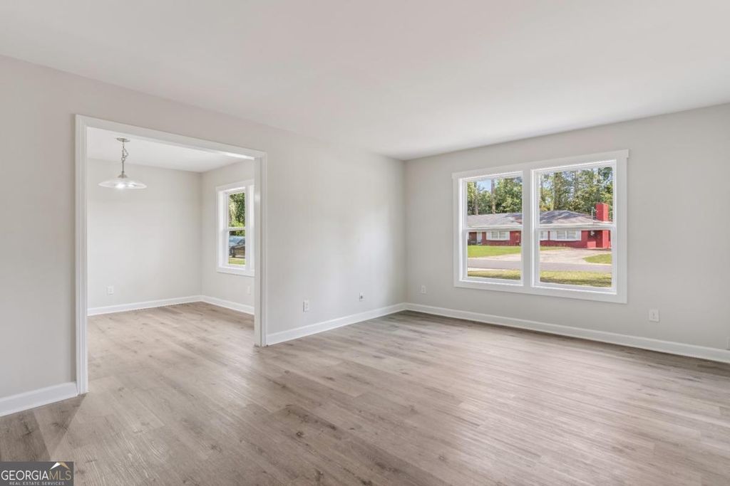 Photo of 235 Enterprise Street, Brunswick, GA 31525 (MLS # 10814136)