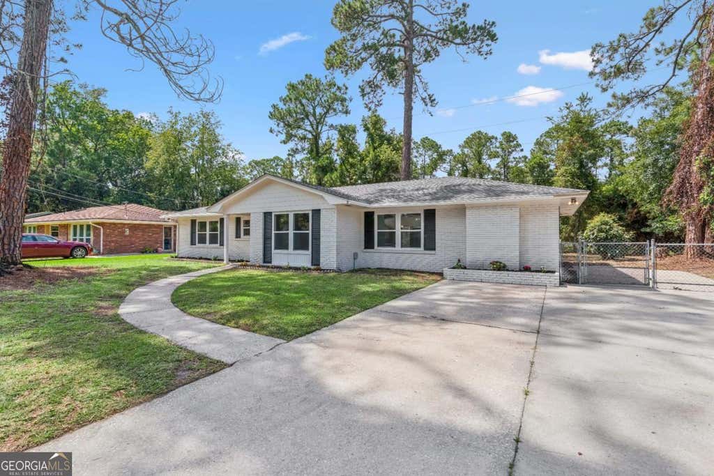 Photo of 235 Enterprise Street, Brunswick, GA 31525 (MLS # 10814136)