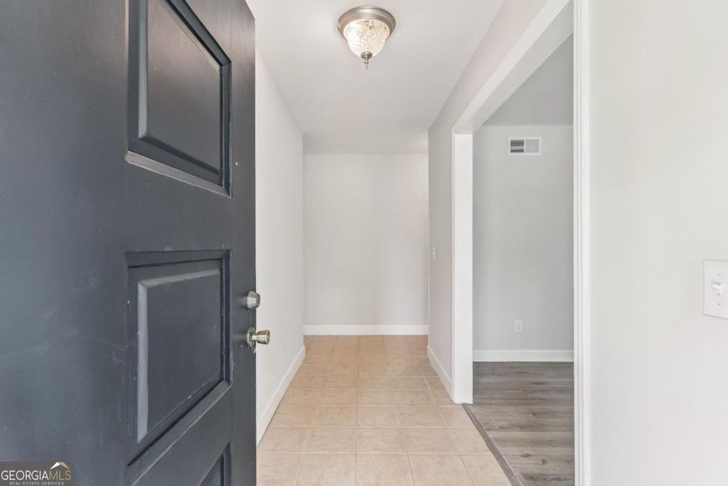 Photo of 235 Enterprise Street, Brunswick, GA 31525 (MLS # 10814136)