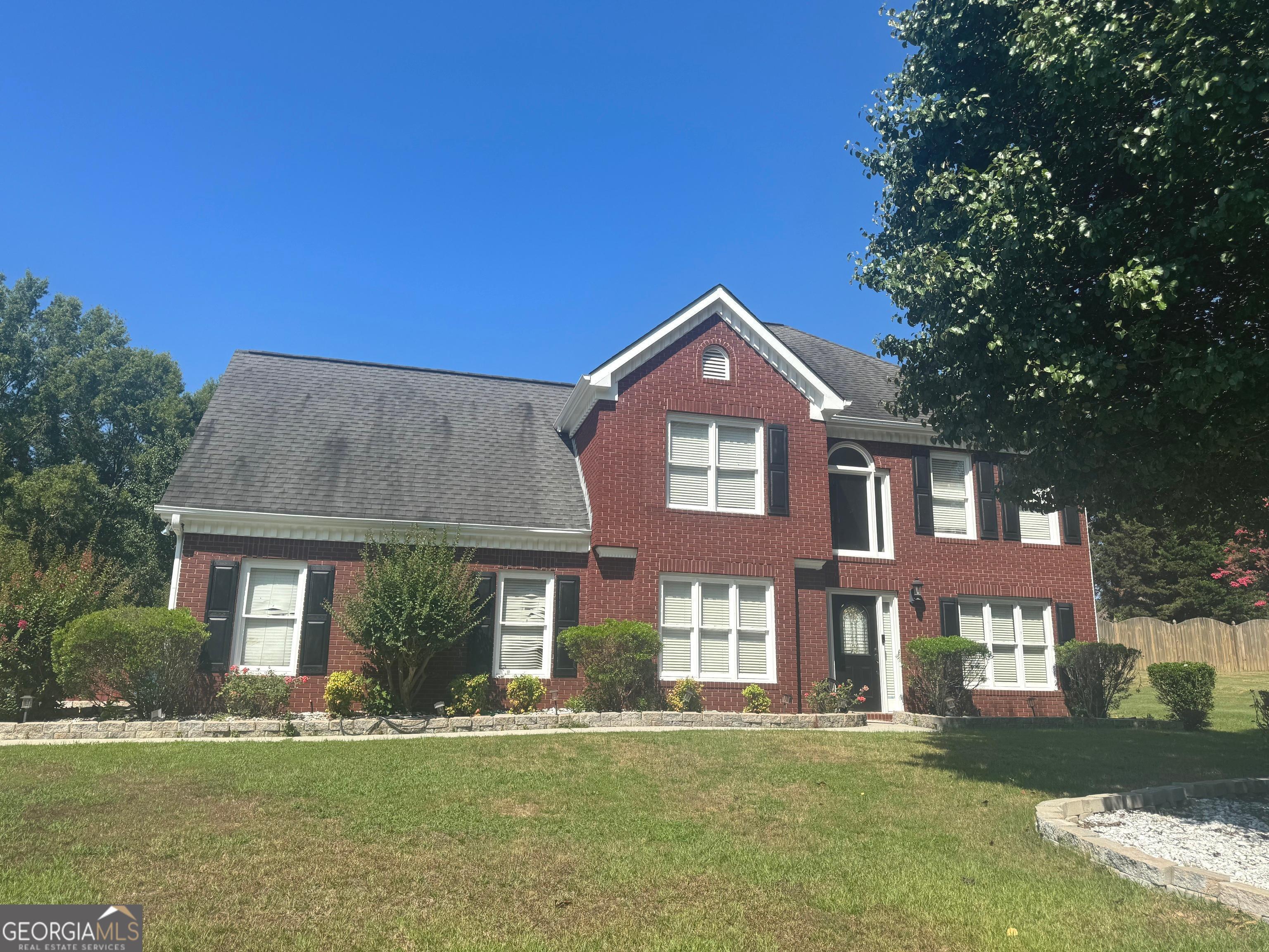 Discover this spacious 4-bedroom, 2.5-bathroom pet-friendly home with 2,250 square feet of living space. The home is designed to meet a variety of needs, offering ample room for comfortable living.