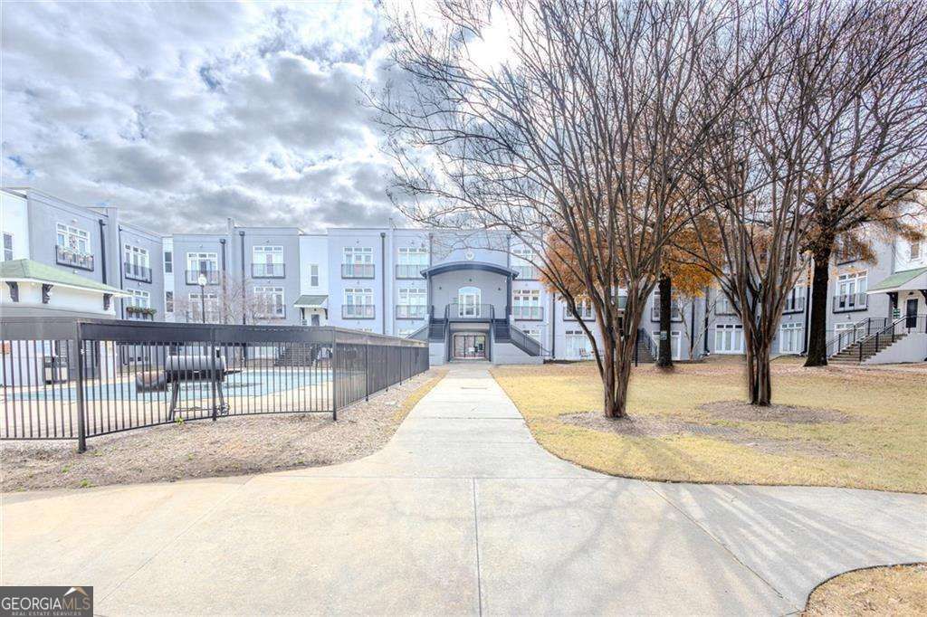 Photo of 502 Pryor Street SW #312, Atlanta, GA 30312 (MLS # 10689287)