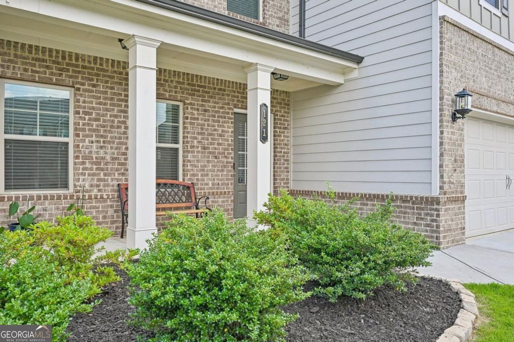 Photo of 121 Mitchem Creek Drive, Loganville, GA 30052 (MLS # 10770964)