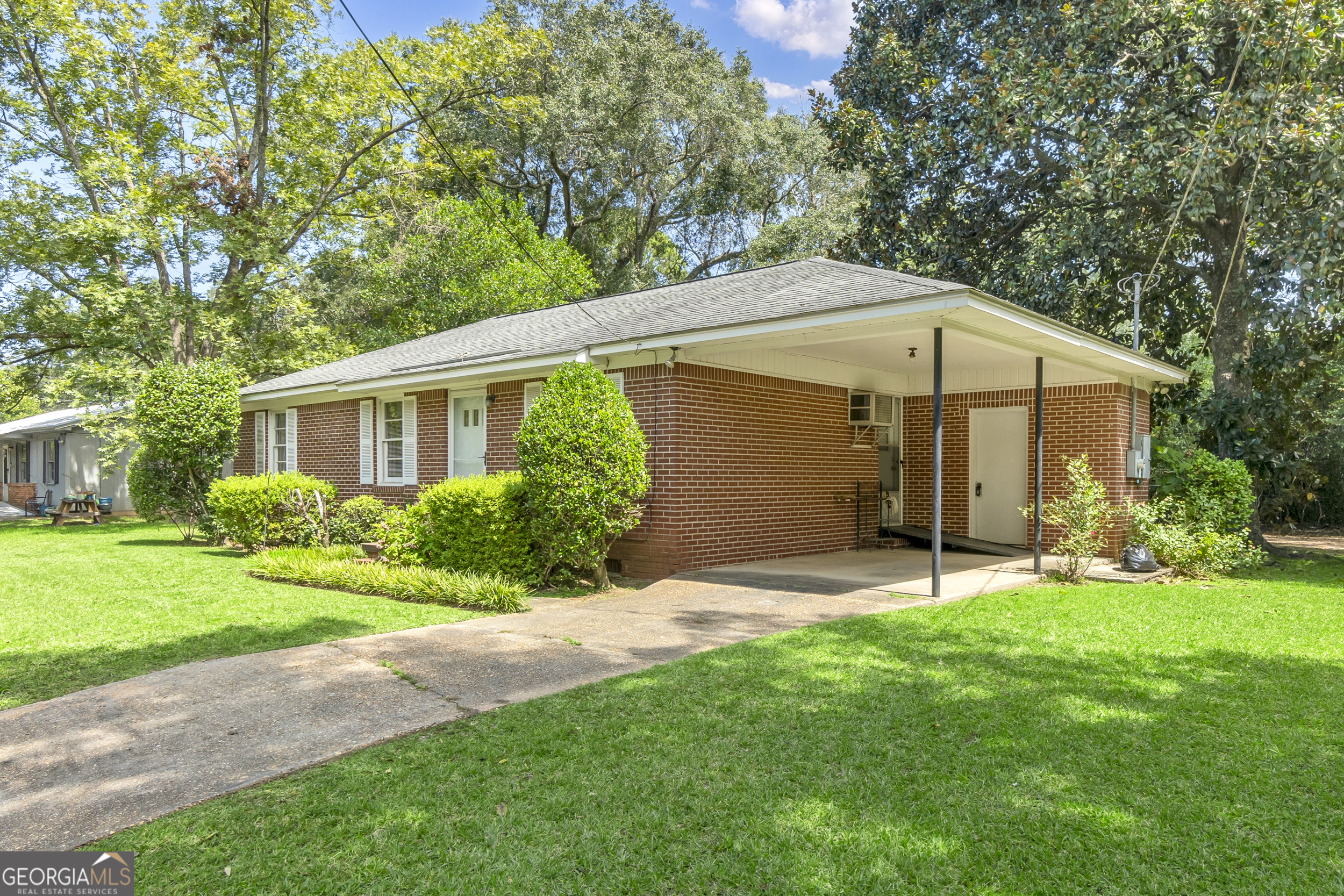 403 Farkas LN