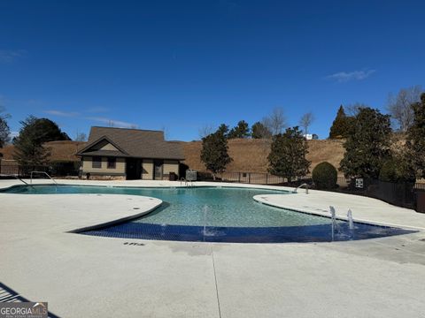 A home in Toccoa